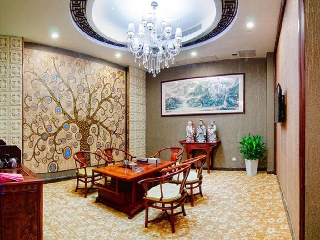 Royal Duke Cherrabah Hotel Zhongshan Чжуншань Екстер'єр фото